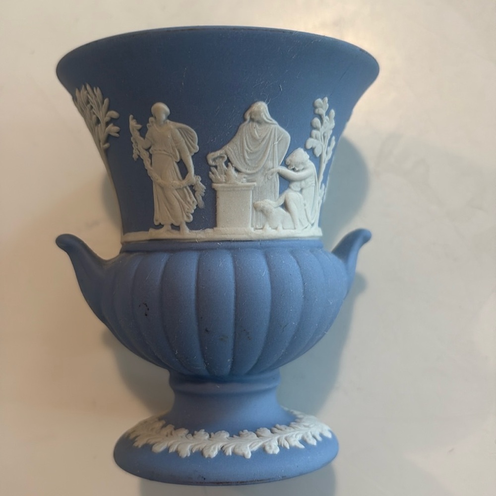 Decorative trinket